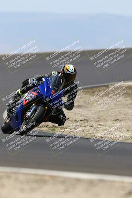 media/Jun-07-2025-TrackDaz (Sat) [[4413525952]]/A Group/12pm (Turn 2)/
